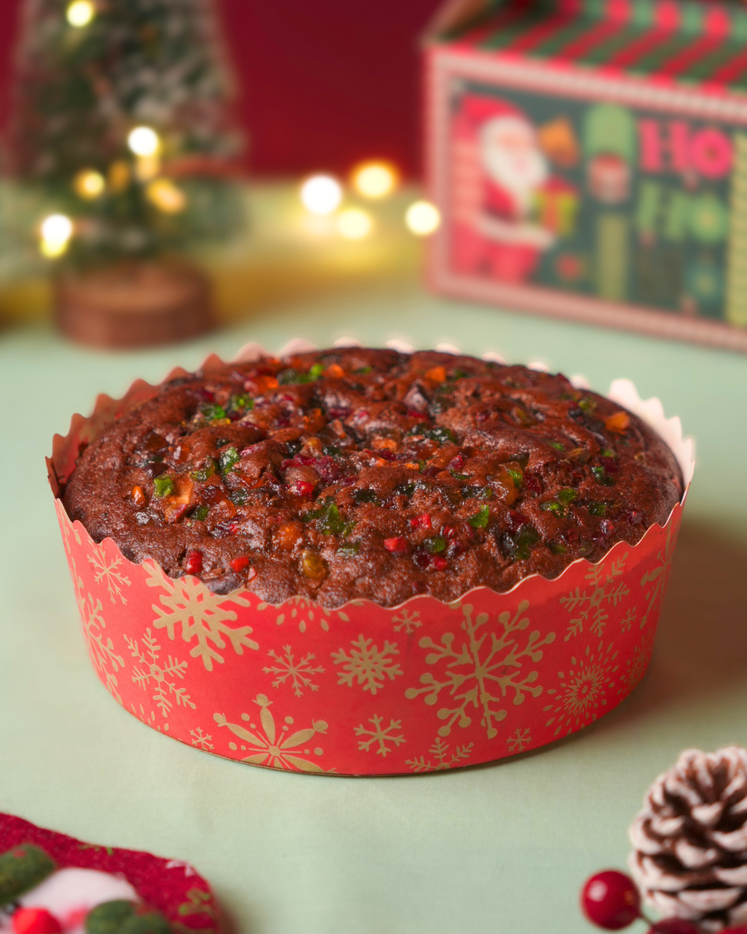 CHRISTMAS PLUM CAKE