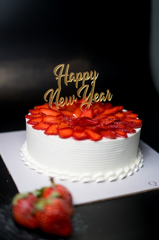 New Year's Special Fresh Strawberry Cake
