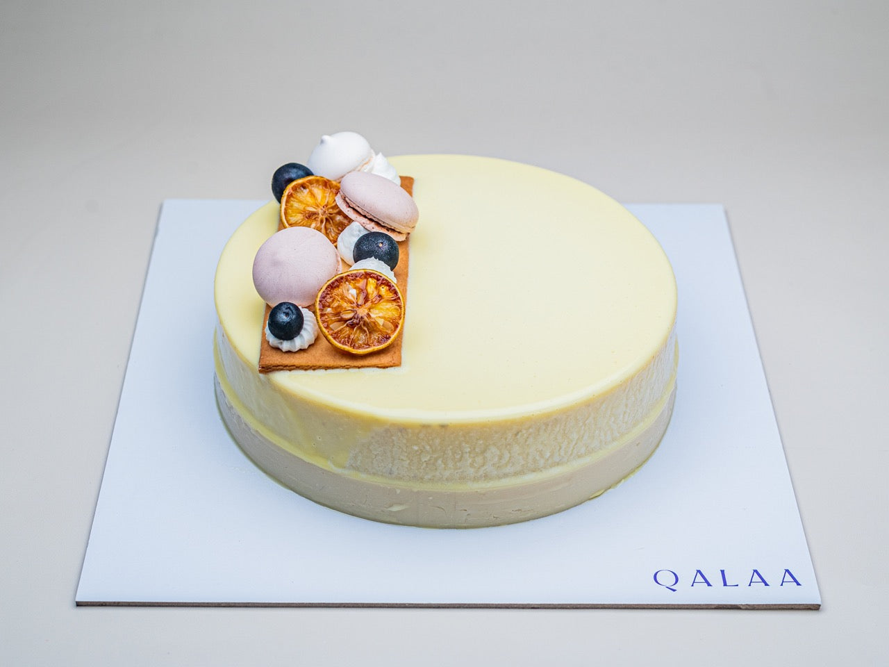 White Chocolate with Blueberry and Lemon Cake